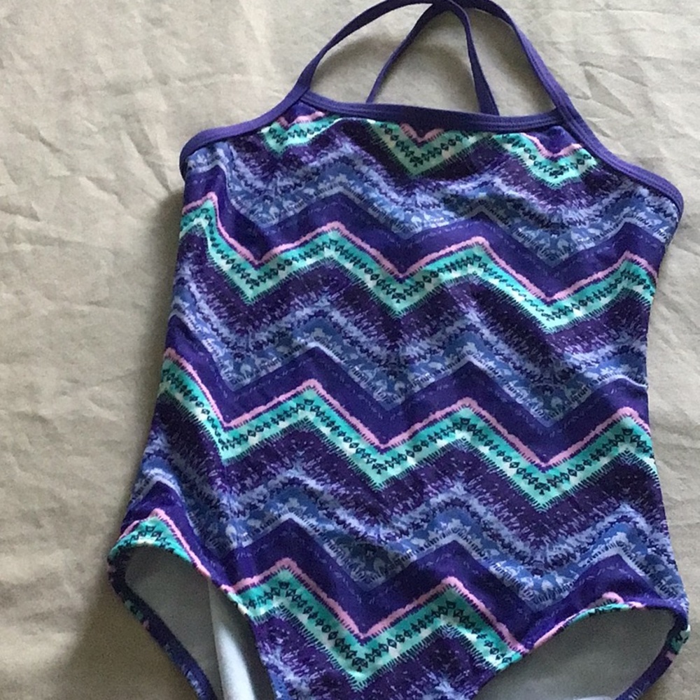Girls one piece swimsuit